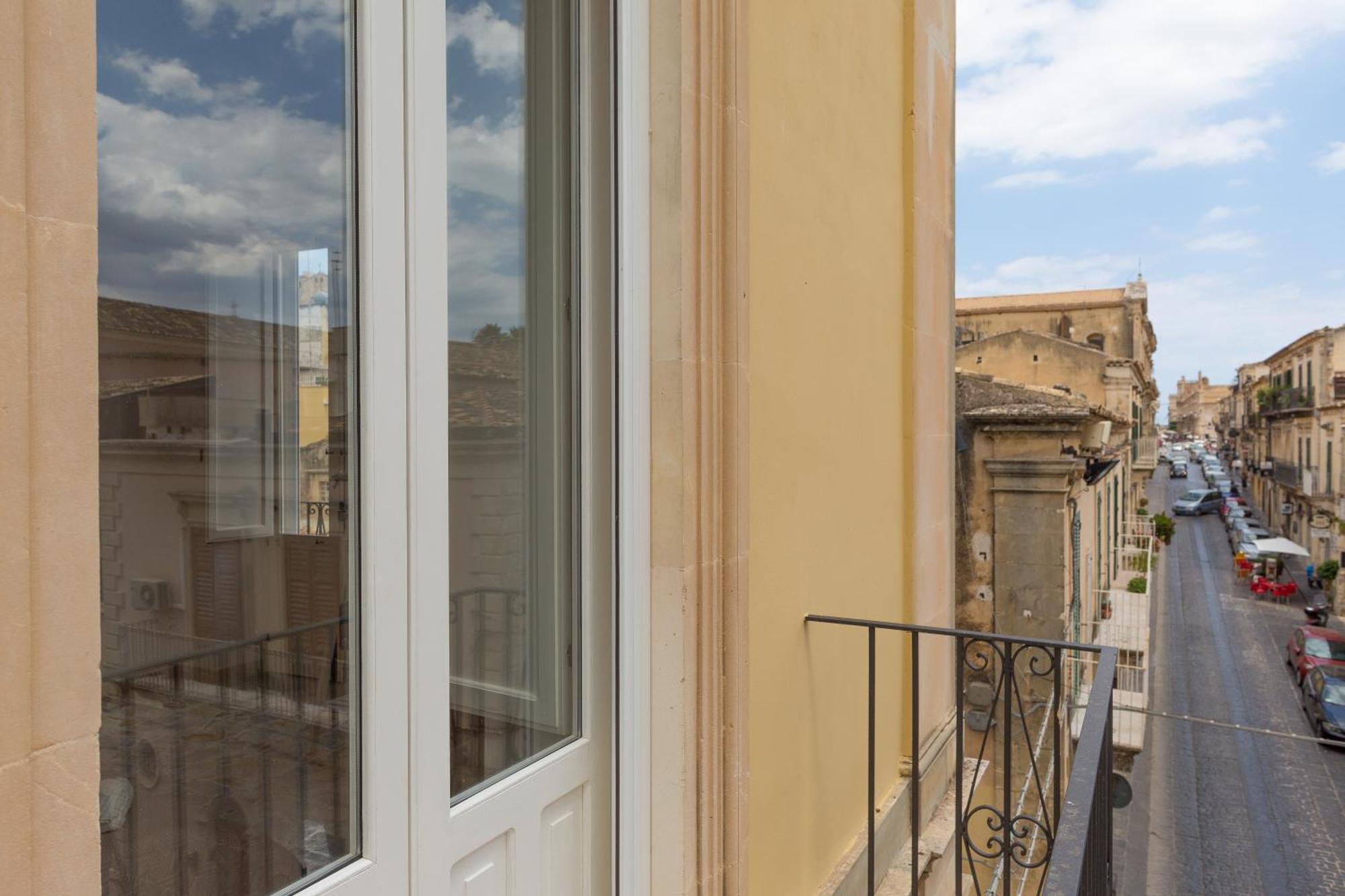 Al Corso Apartments Noto Kültér fotó